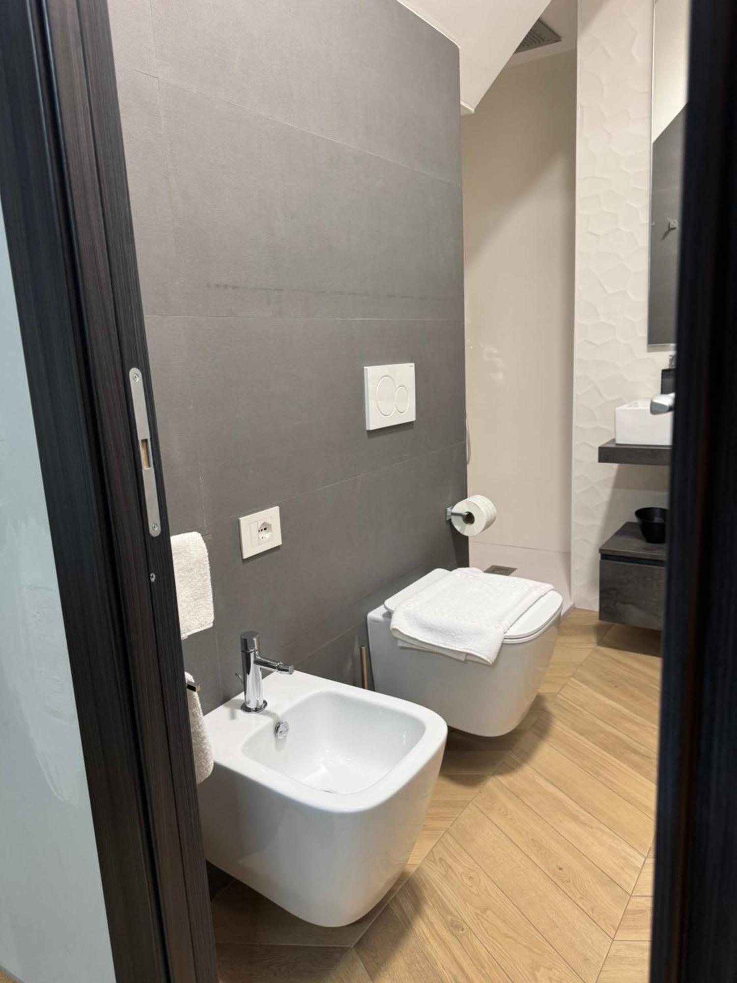 Sky Luxury Rooms Неттуно Экстерьер фото